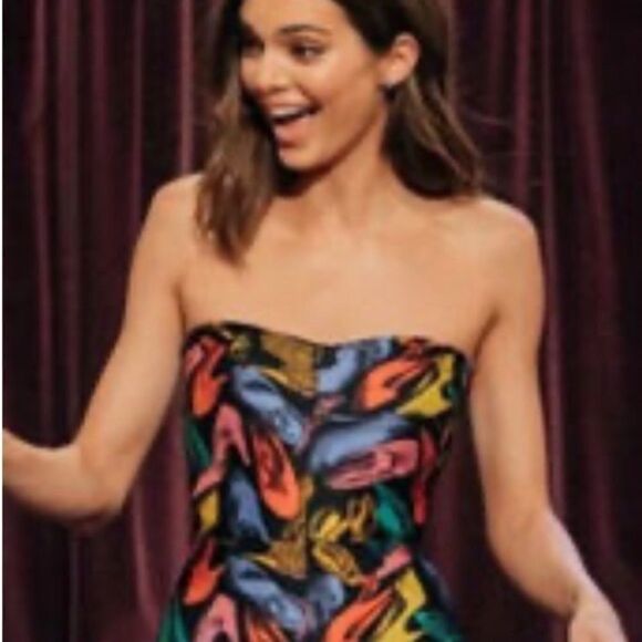 MINKPINK Vintage Y2K Strapless Front Zipper Dress. - Picture 1 of 7